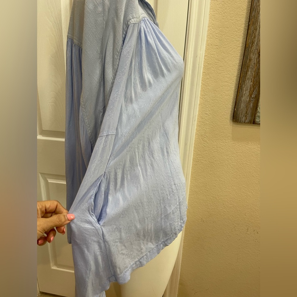 Light Blue Women's Top - Picture 4 of 6